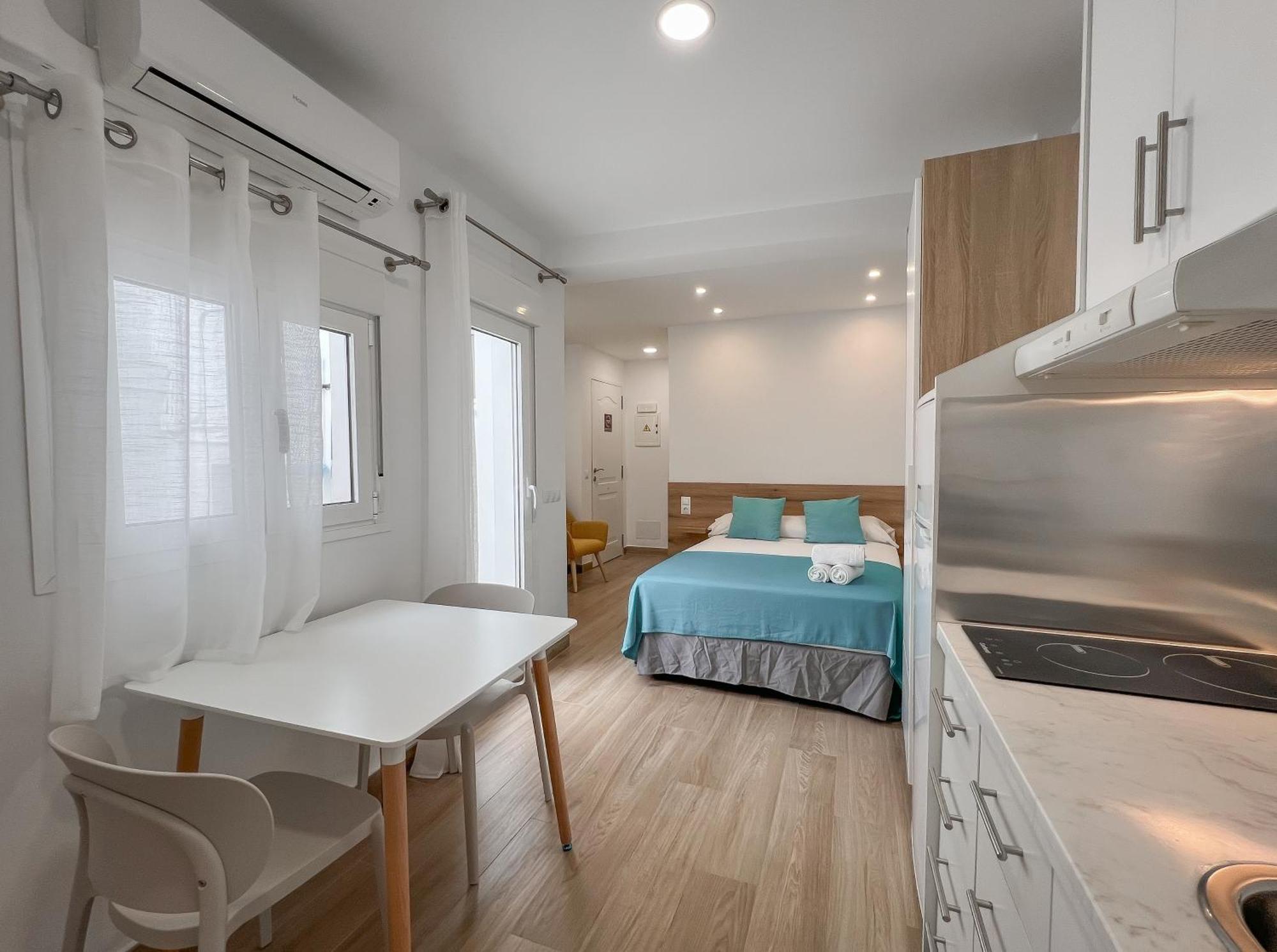 Sunsands Studio 1ºb Playa76 Carihuela توريمولينوس المظهر الخارجي الصورة